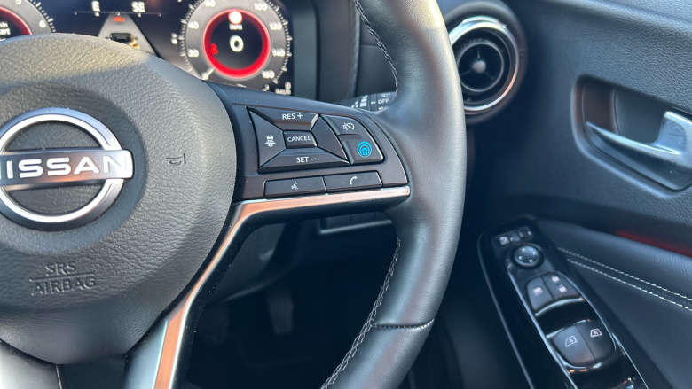 Nissan Juke 1.0 DiG-T Tekna 5dr Petrol Hatchback